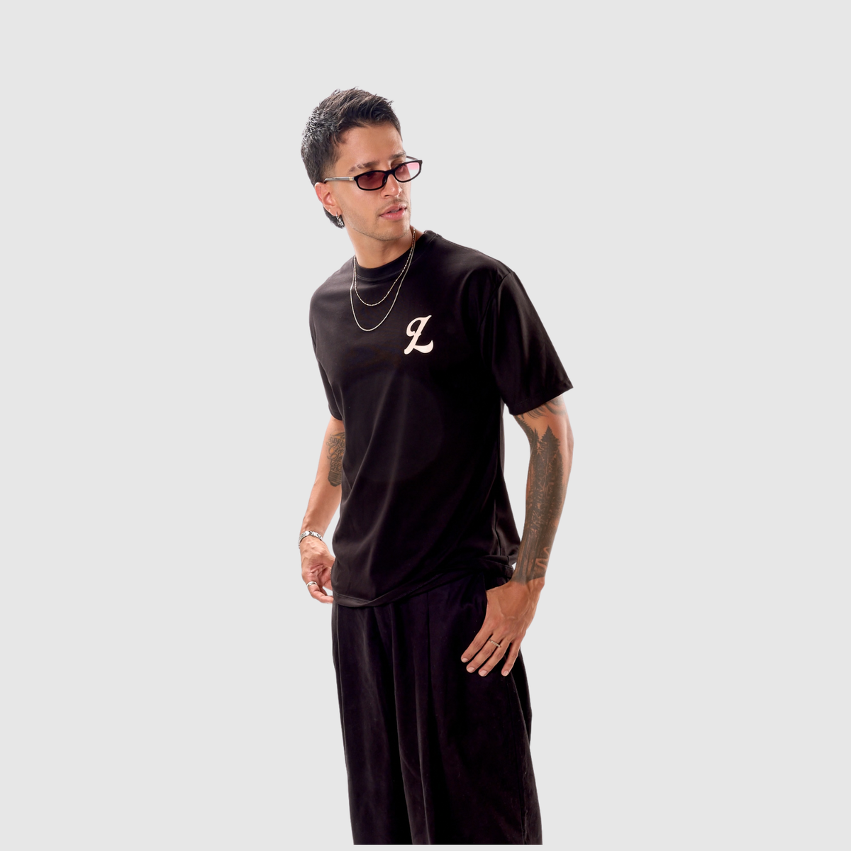 Camiseta Honor| Negra Básica
